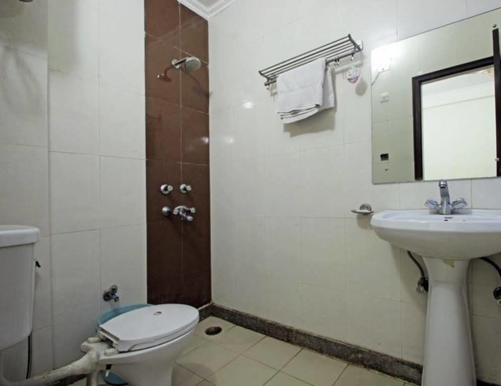 Hotel Le Princess @ Airport Új-Delhi Kültér fotó