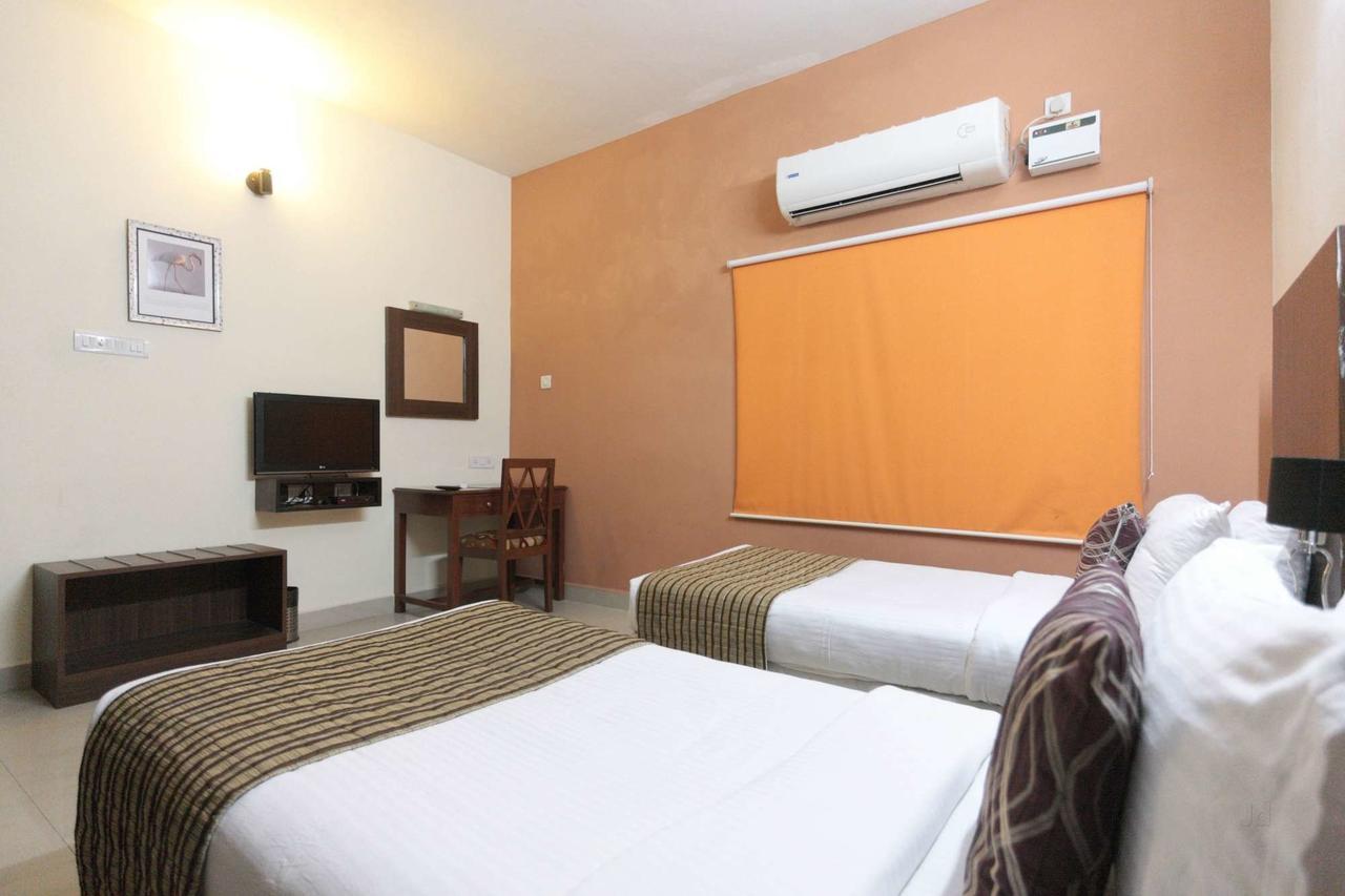 Hotel Le Princess @ Airport Új-Delhi Kültér fotó