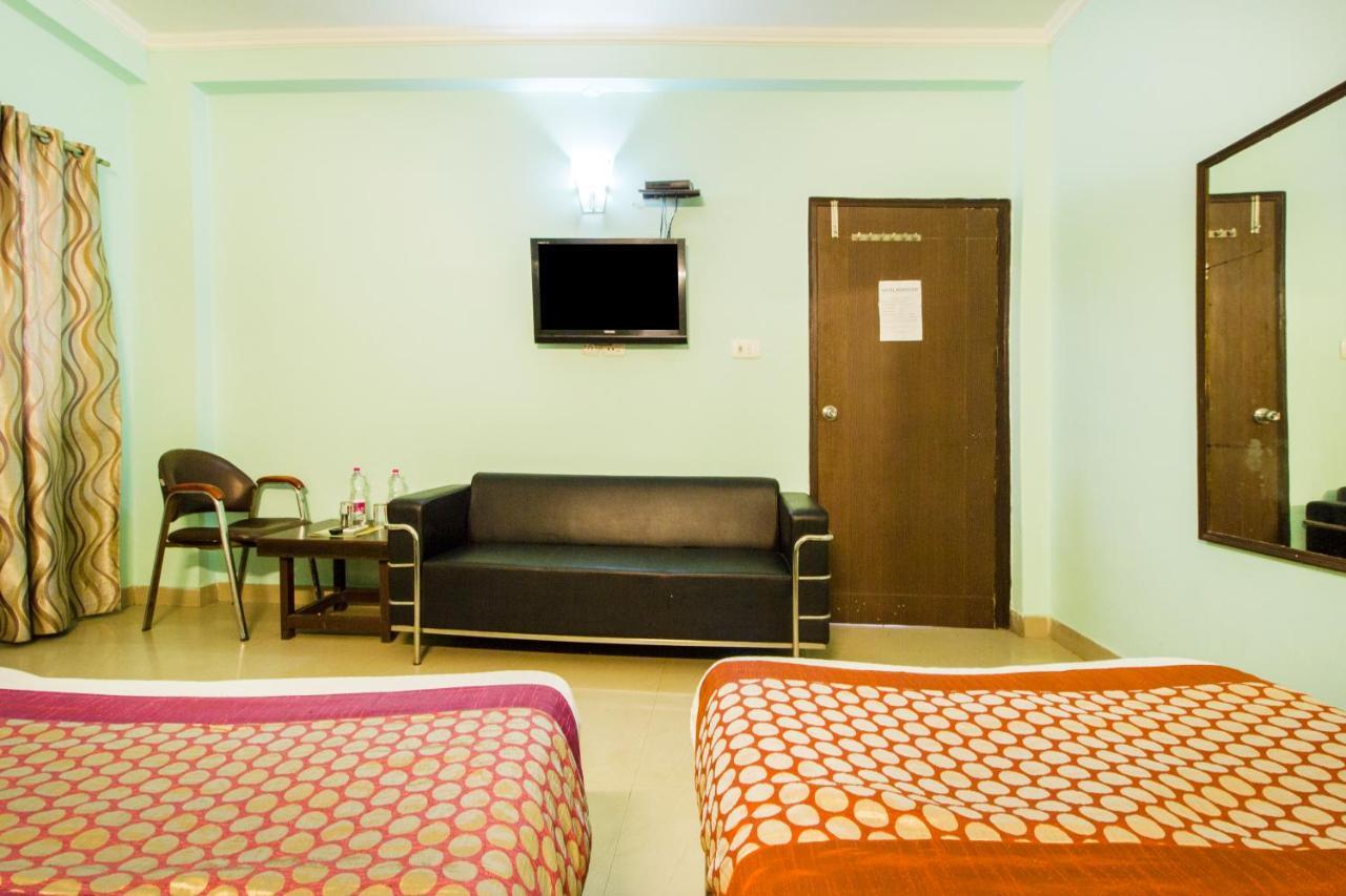 Hotel Le Princess @ Airport Új-Delhi Kültér fotó
